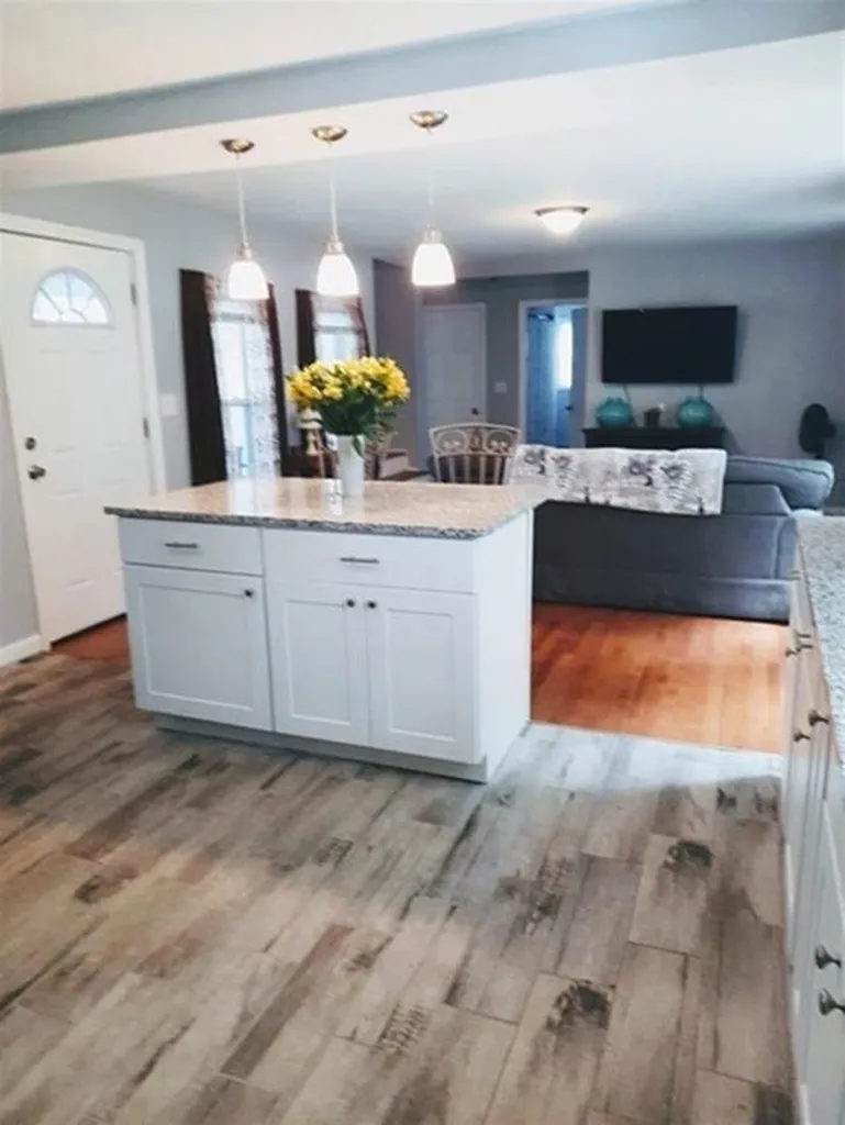 23 West Union Street Goffstown NH 03045