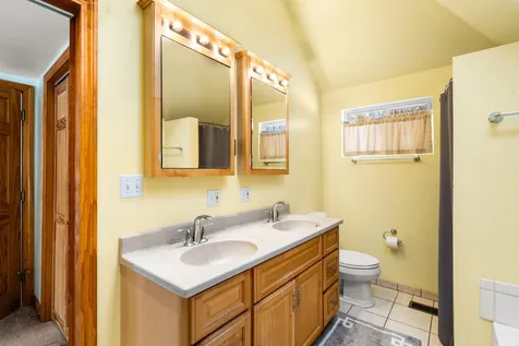 42 Scribner Road Fremont NH 03044-3405