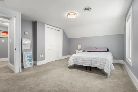 42 Scribner Road Fremont NH 03044-3405