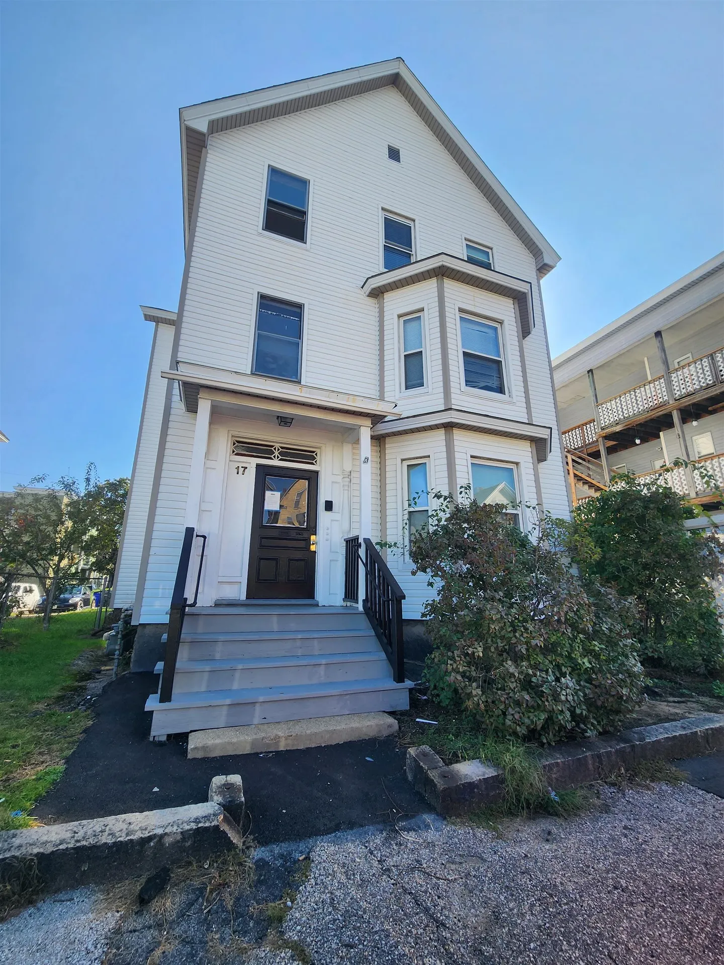 17 Rimmon Street Manchester NH 03102