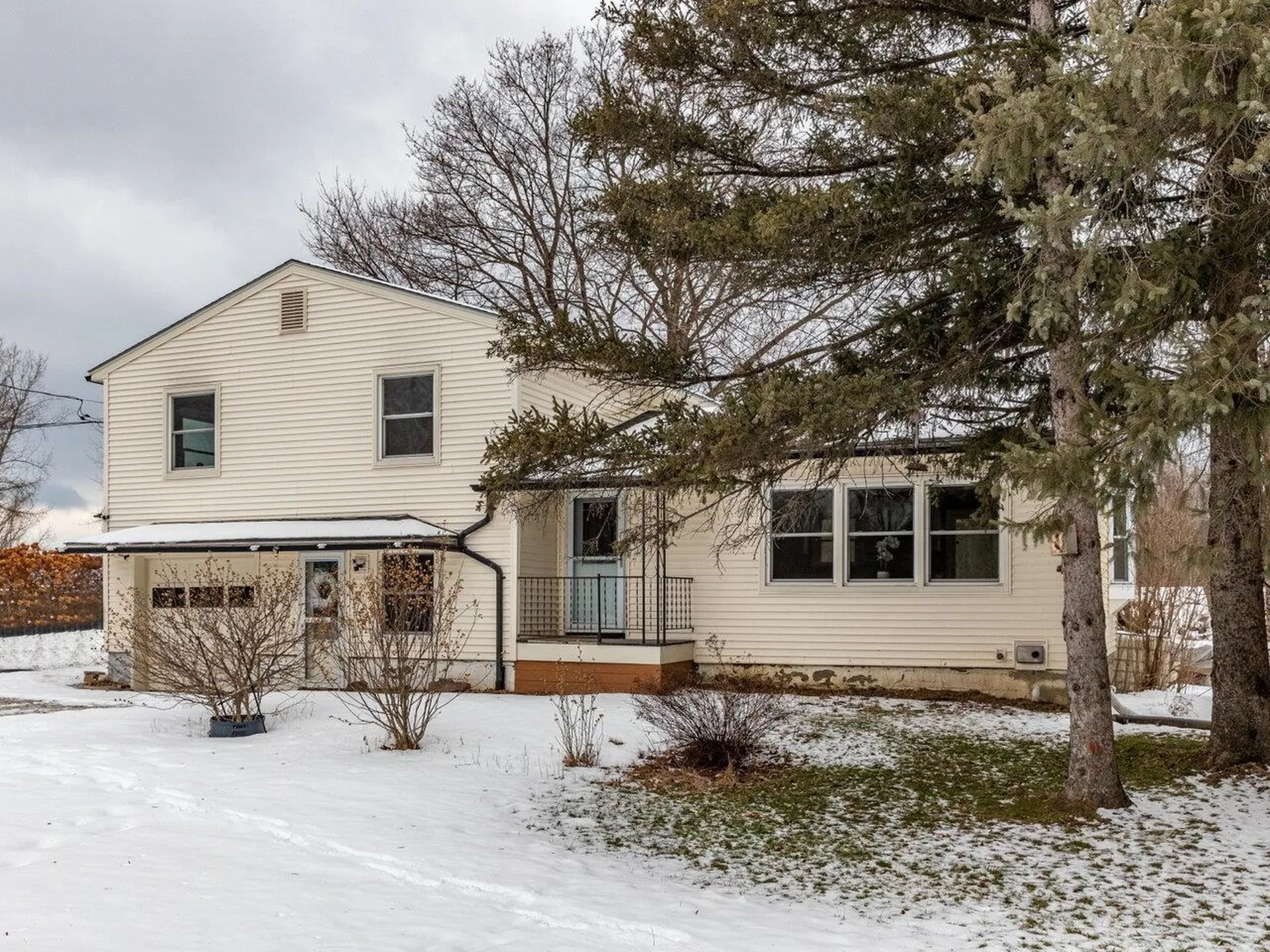 4966 Shelburne Road Shelburne VT 05482
