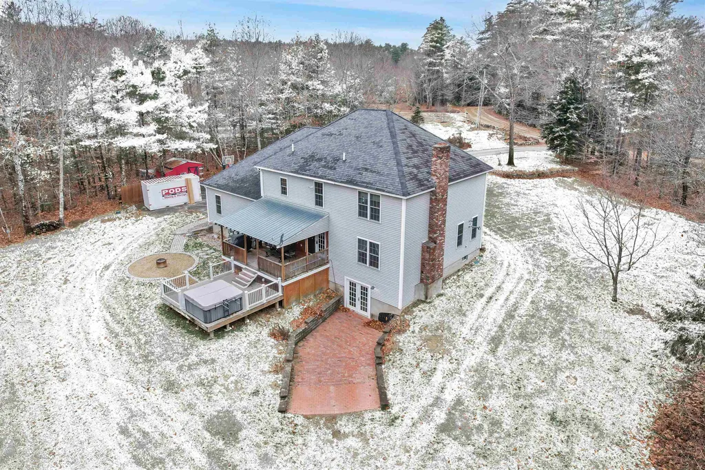 78 Middle Road Deerfield NH 03037
