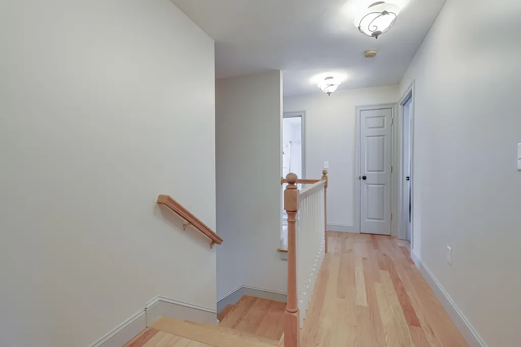 78 Middle Road Deerfield NH 03037