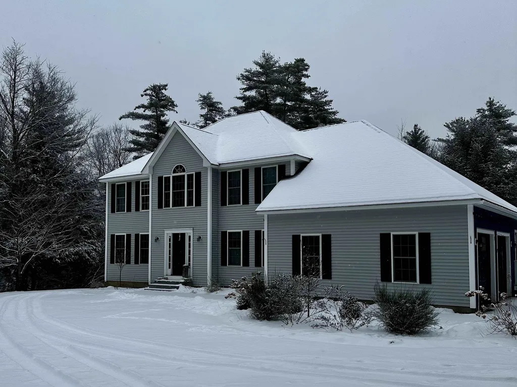 78 Middle Road Deerfield NH 03037