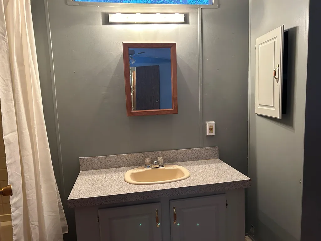 1 Arbor Way Rochester NH 03867