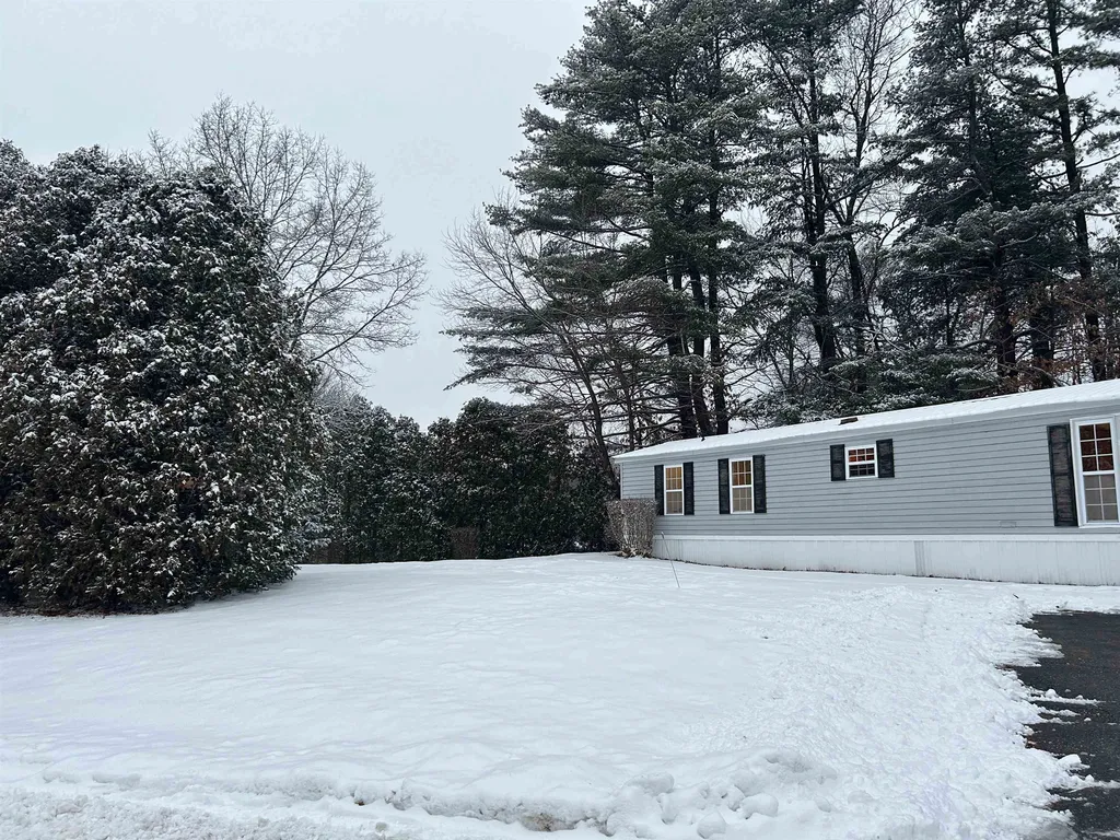 1 Arbor Way Rochester NH 03867