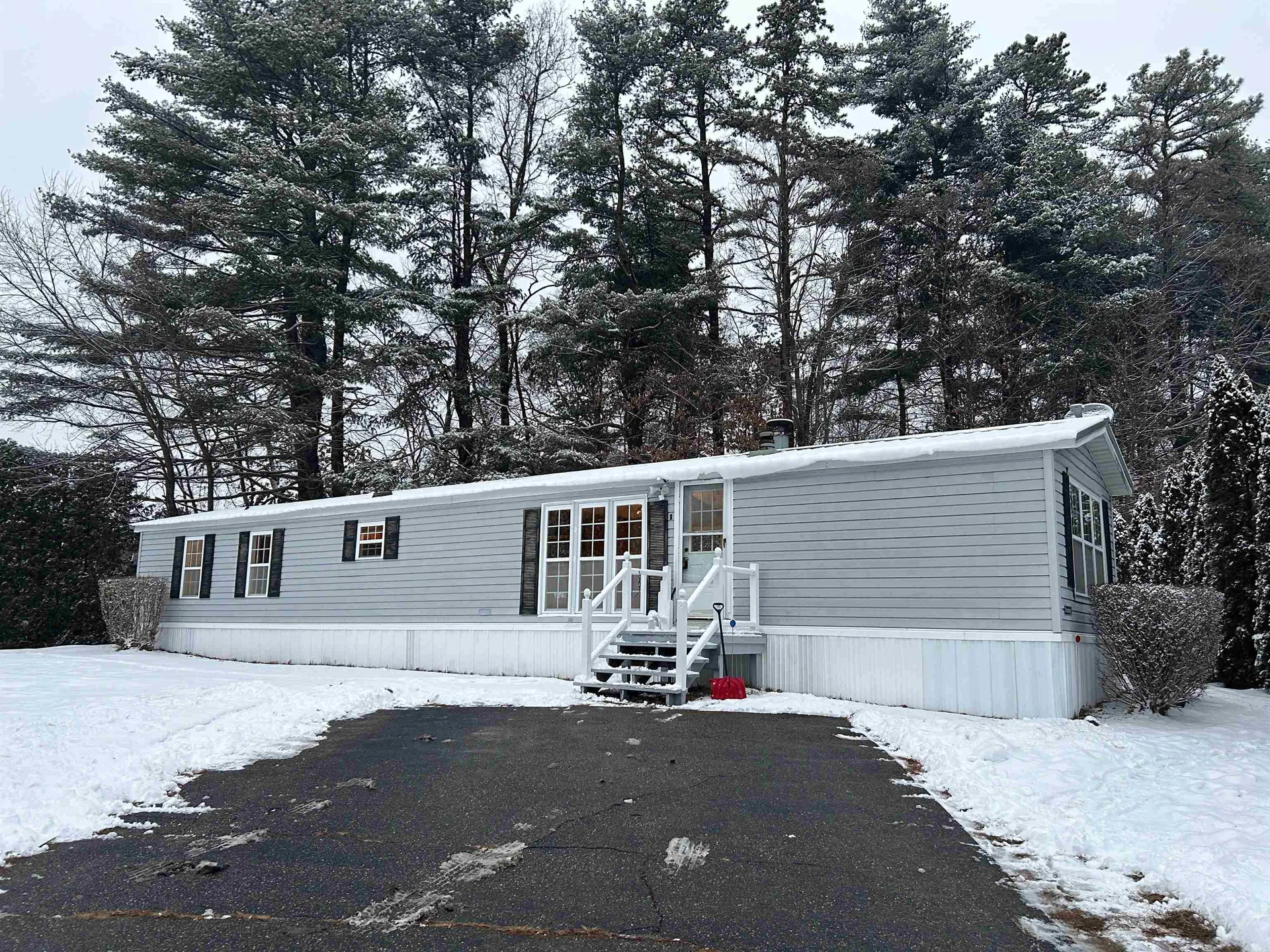 1 Arbor Way Rochester NH 03867