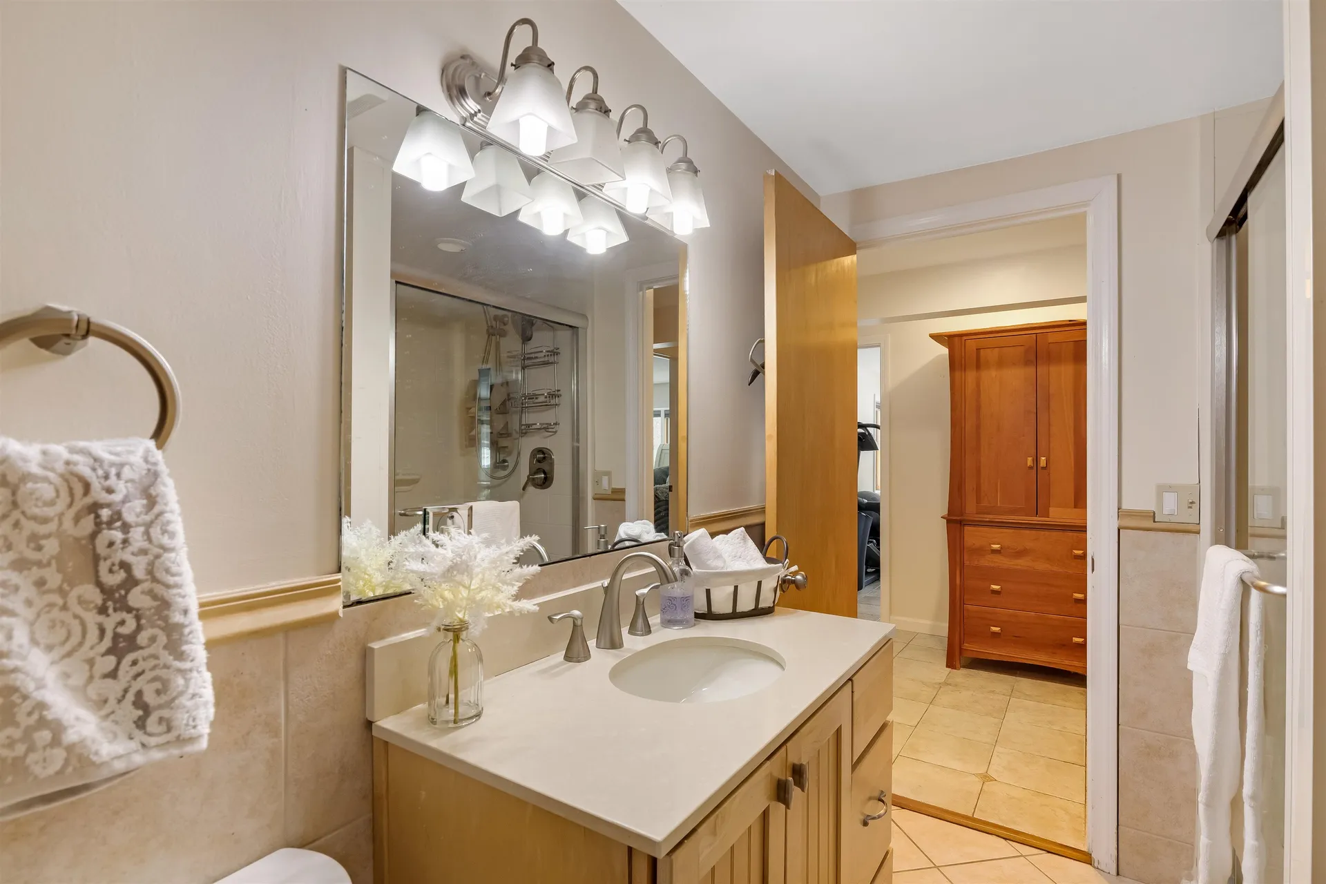 104 South Cove Road Burlington VT 05401