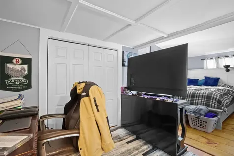 29 W Knox Marsh Road Dover NH 03820