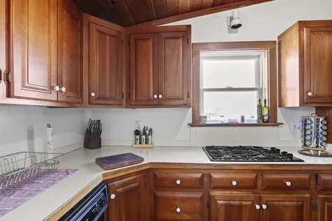 29 W Knox Marsh Road Dover NH 03820