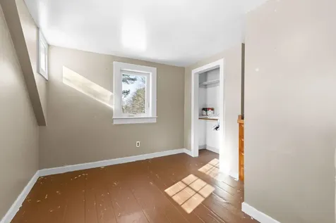 29 W Knox Marsh Road Dover NH 03820