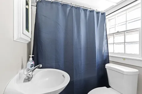 29 W Knox Marsh Road Dover NH 03820