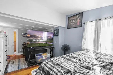 29 W Knox Marsh Road Dover NH 03820