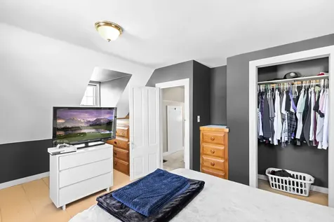 29 W Knox Marsh Road Dover NH 03820