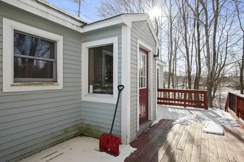 29 W Knox Marsh Road Dover NH 03820