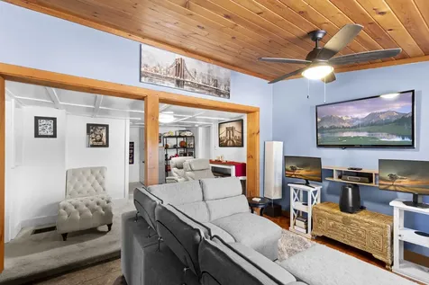 29 W Knox Marsh Road Dover NH 03820