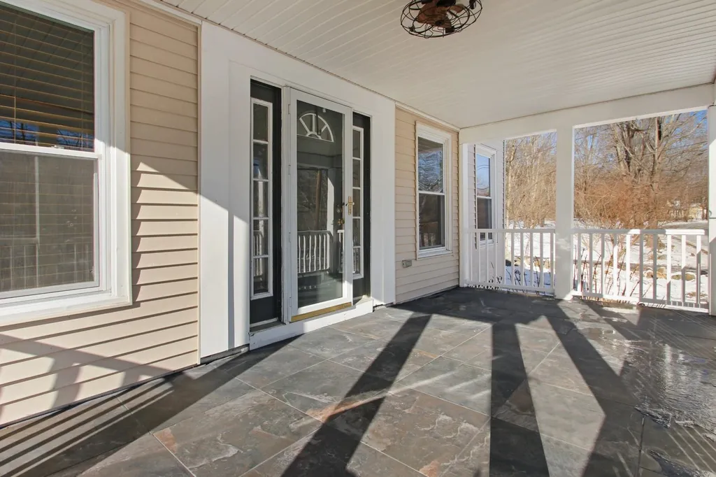 405 N Main Street Salem NH 03079