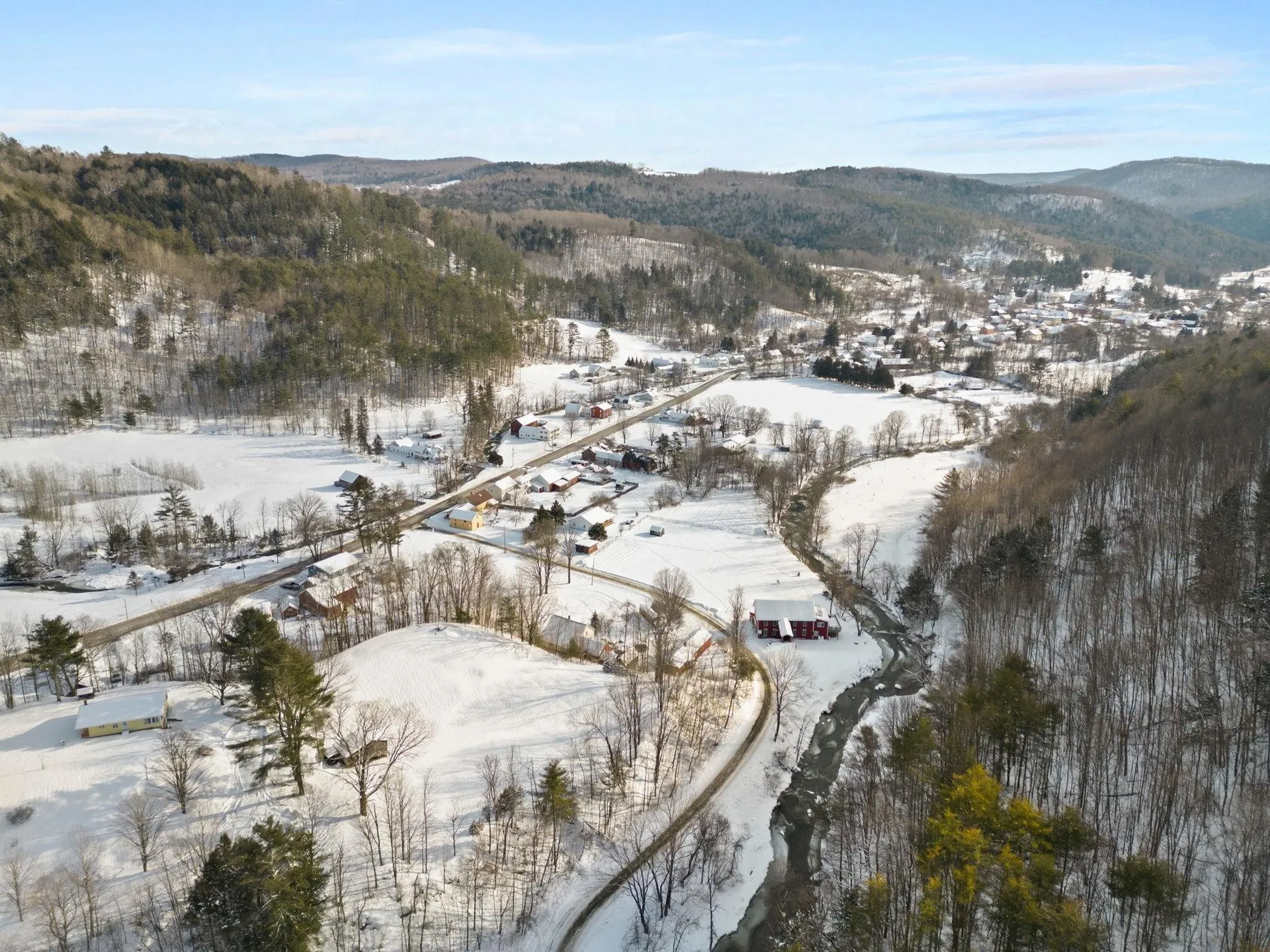 10 Bobbinshop Road Chelsea VT 05038