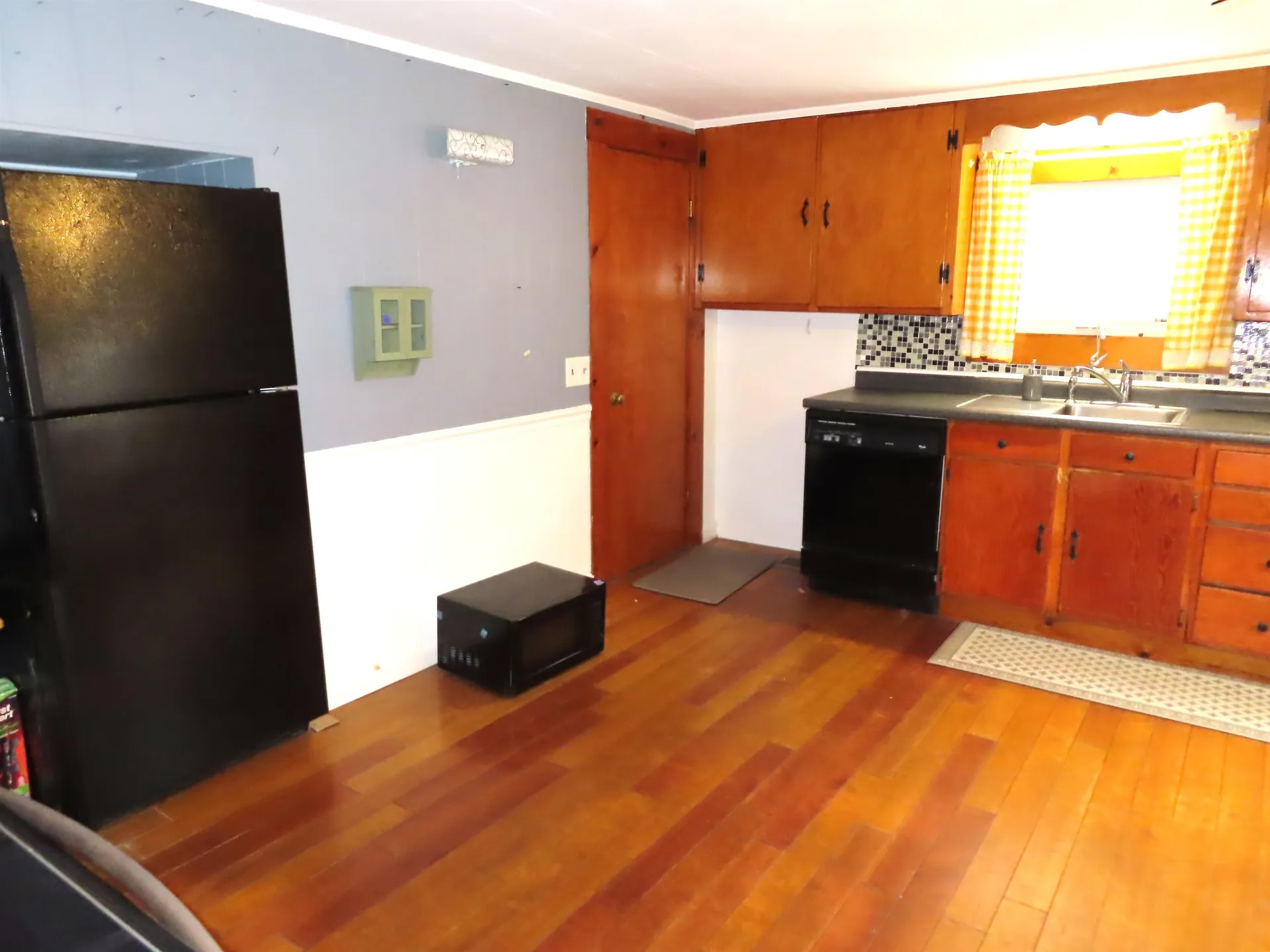 44 Colony Court Keene NH 03431