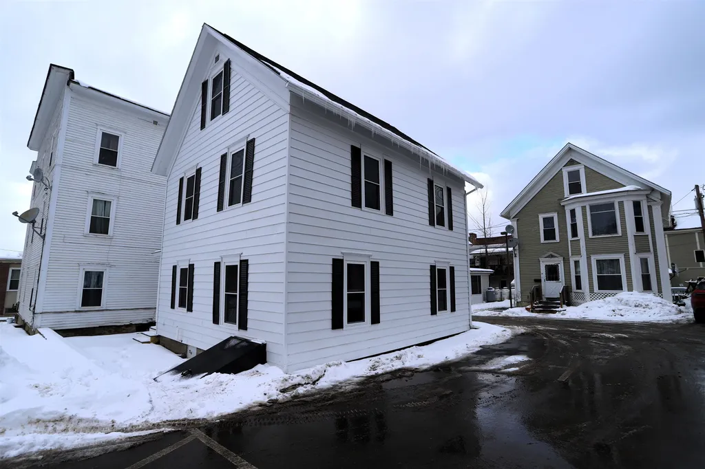 16 Short Street Newport City VT 05855