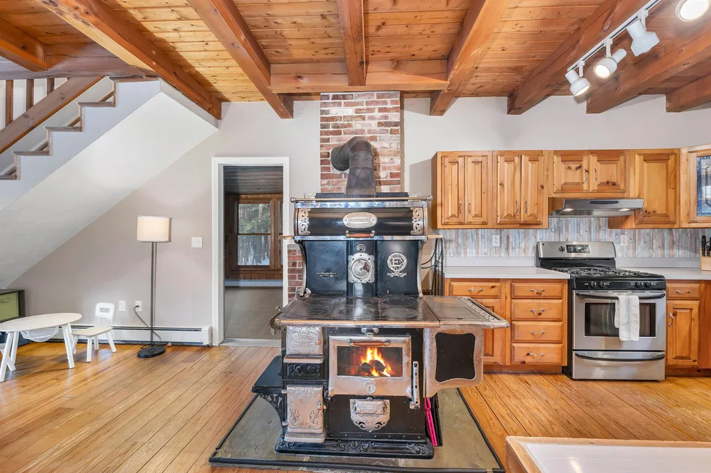 4 Park View Lane Meredith NH 03253