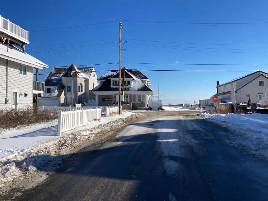 64 Ocean Drive Seabrook NH 03874