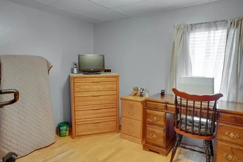 22 Regina Avenue Raymond NH 03077