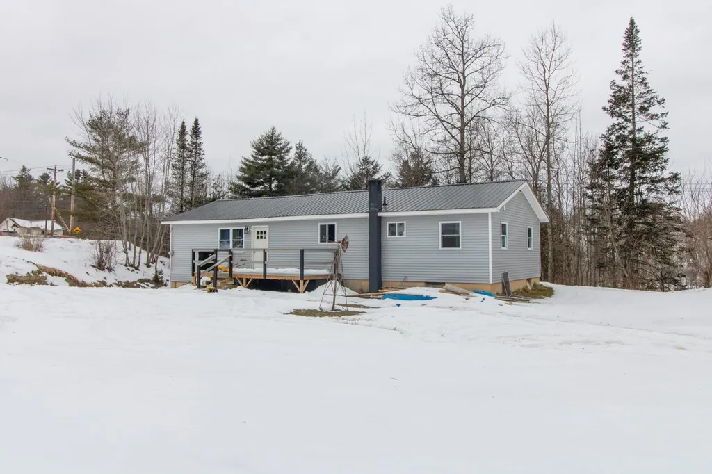 340 Vt Route 58 E Irasburg VT 05845