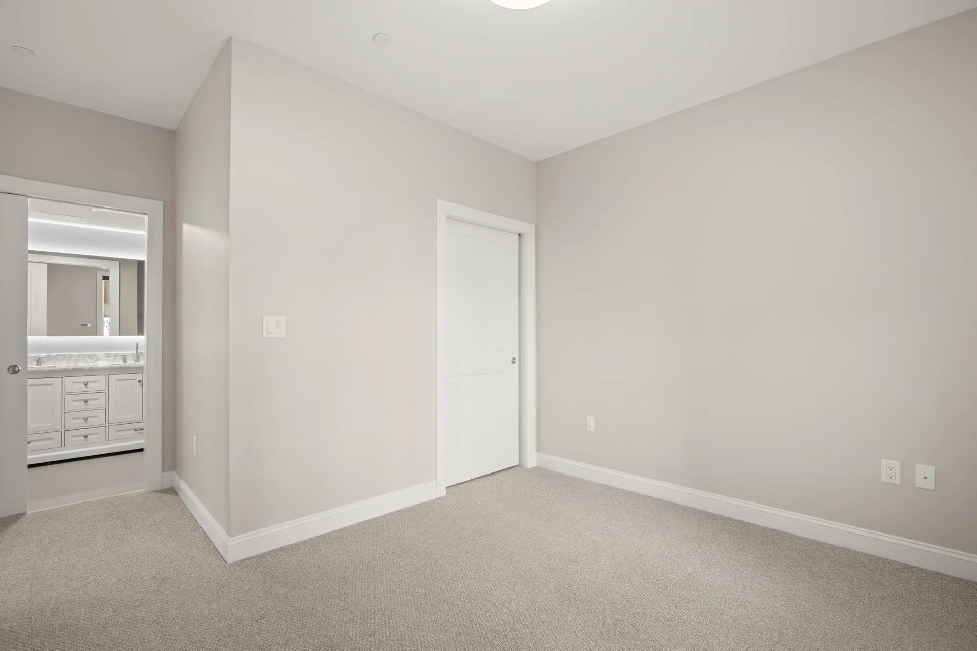 99 Foundry Place Portsmouth NH 03801