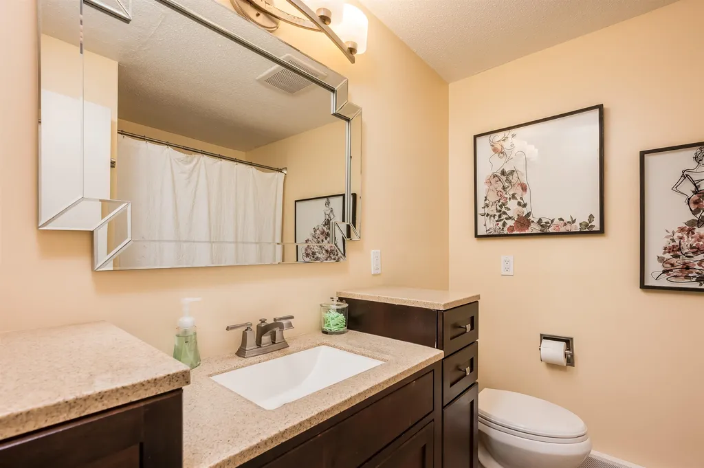 28 Coe Drive Durham NH 03824