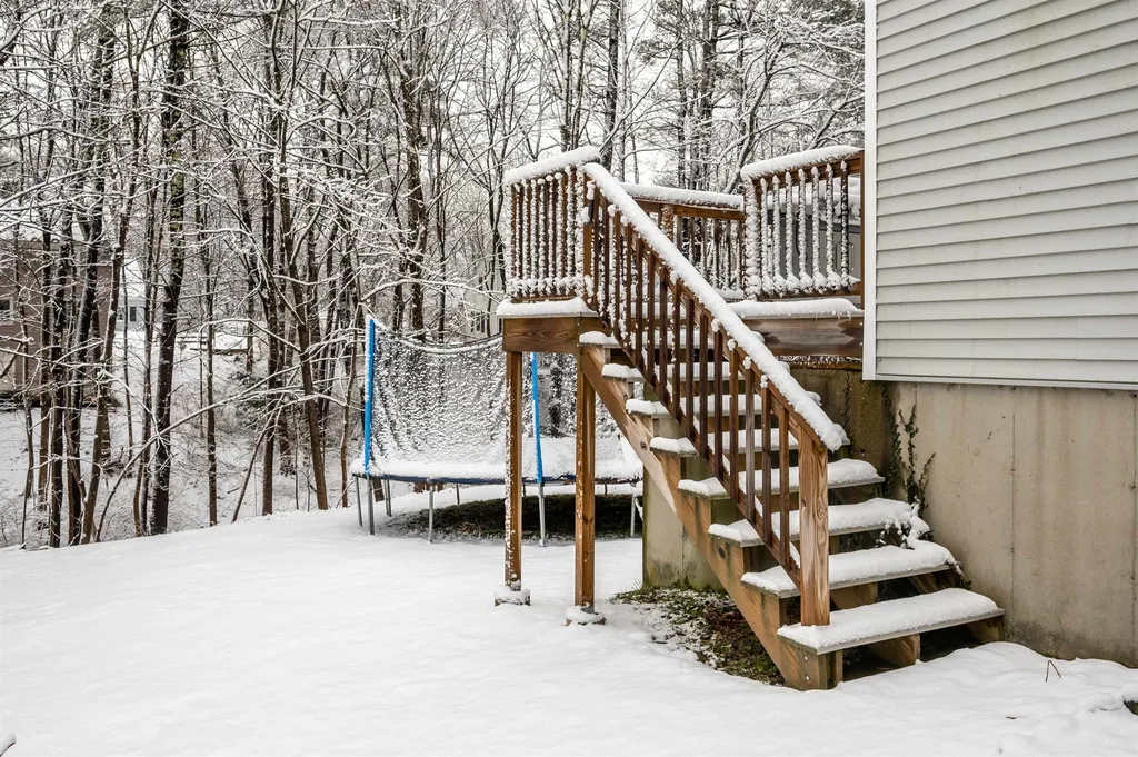 28 Coe Drive Durham NH 03824