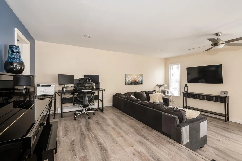 28 Coe Drive Durham NH 03824