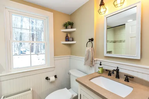 38 Walnut Hill Road Amherst NH 03031