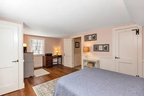 38 Walnut Hill Road Amherst NH 03031