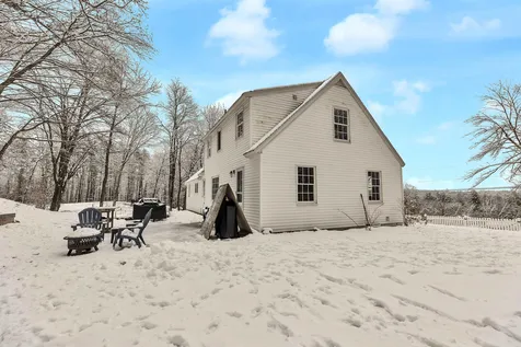 38 Walnut Hill Road Amherst NH 03031