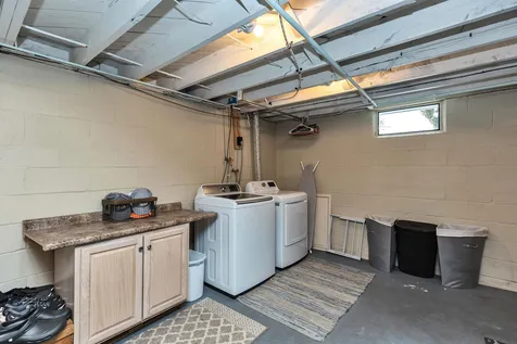 38 Walnut Hill Road Amherst NH 03031