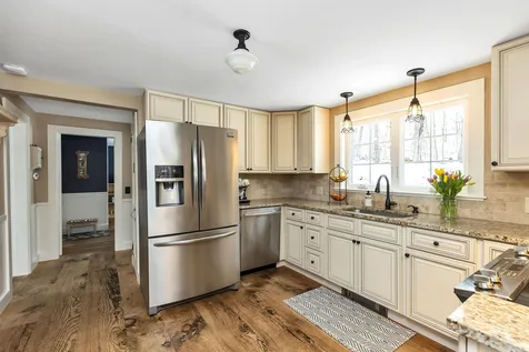 38 Walnut Hill Road Amherst NH 03031