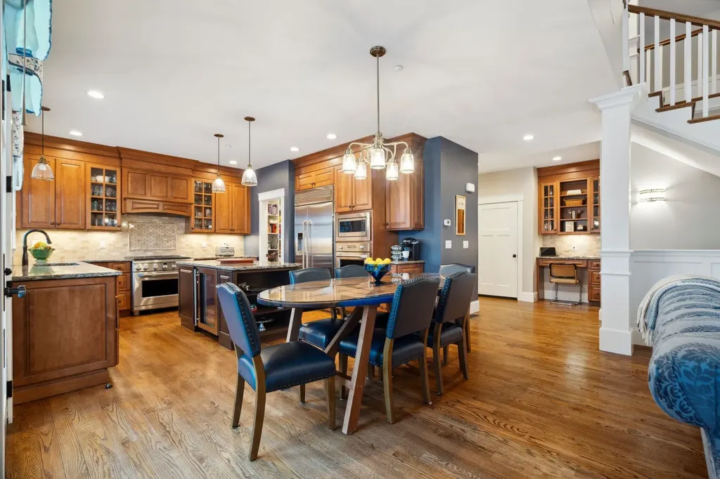 47 Lighthouse Cliffs Road Laconia NH 03246