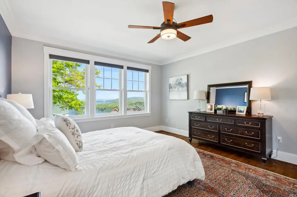 47 Lighthouse Cliffs Road Laconia NH 03246