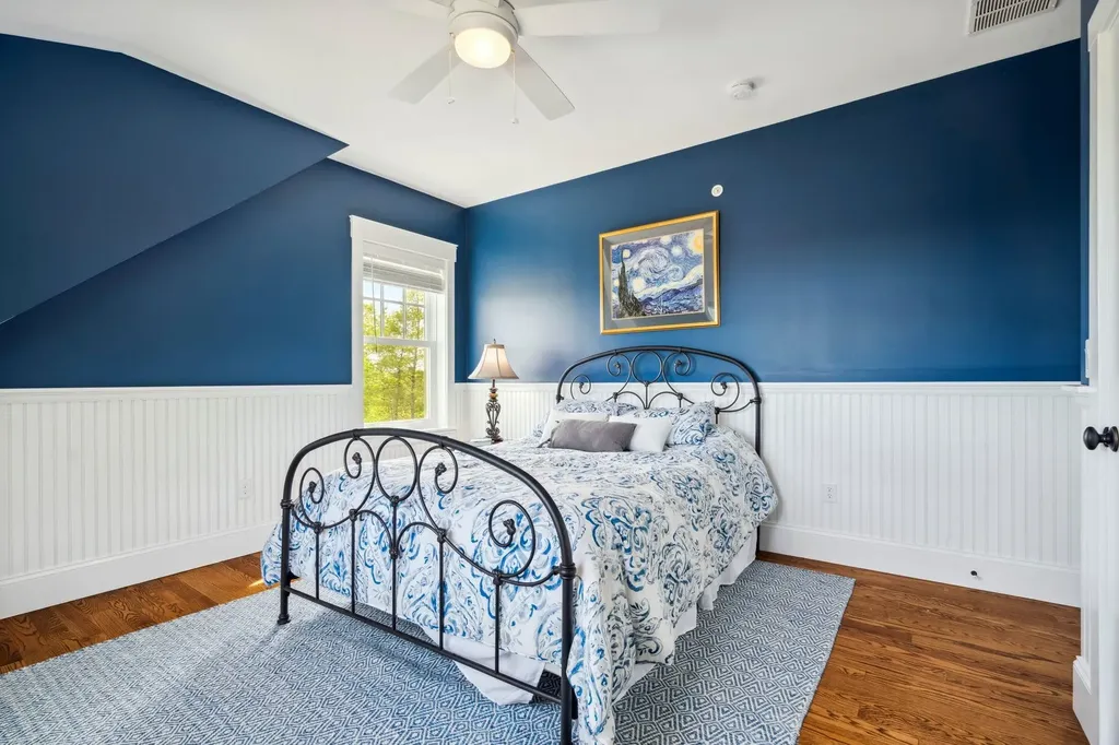 47 Lighthouse Cliffs Road Laconia NH 03246