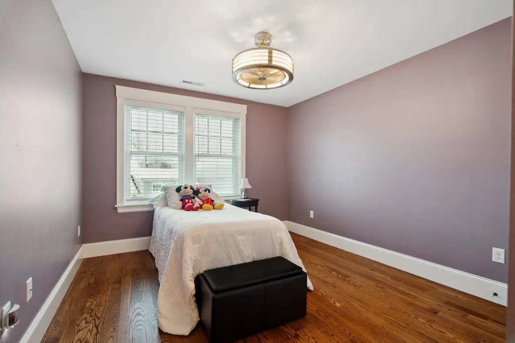 47 Lighthouse Cliffs Road Laconia NH 03246