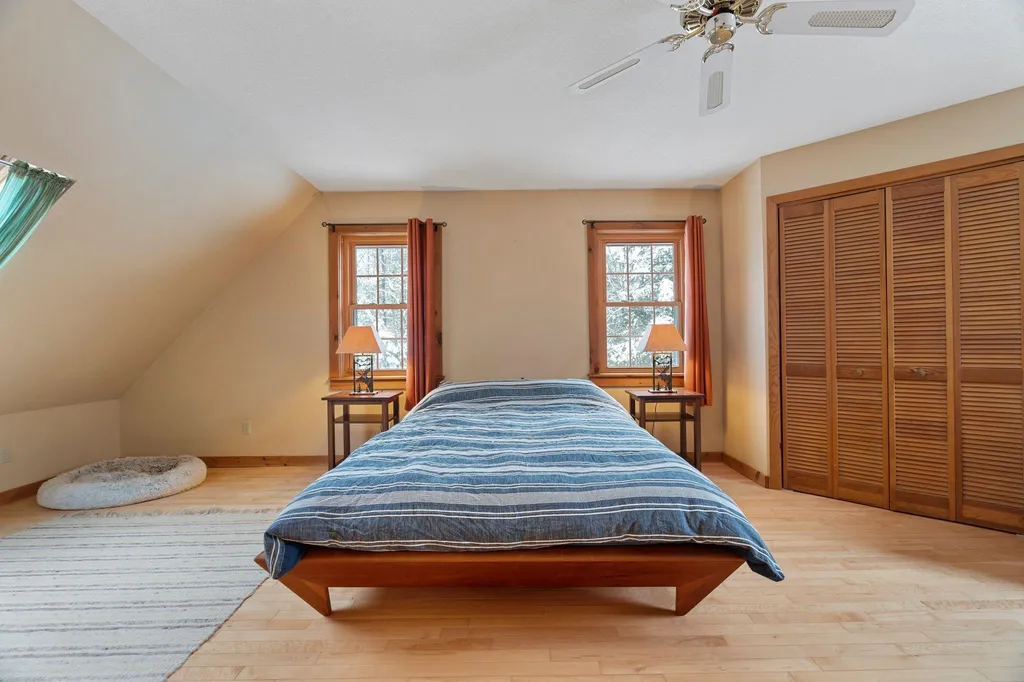 18 Chalk Pond Road Newbury NH 03255