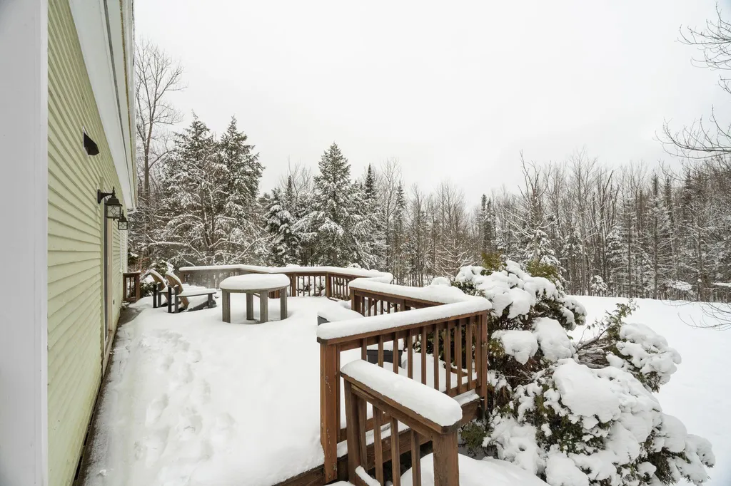 18 Chalk Pond Road Newbury NH 03255