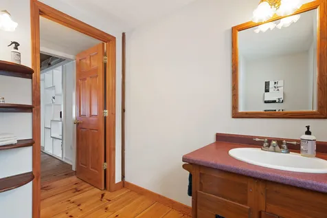 18 Chalk Pond Road Newbury NH 03255