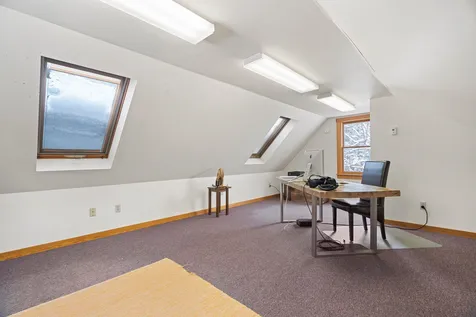 18 Chalk Pond Road Newbury NH 03255