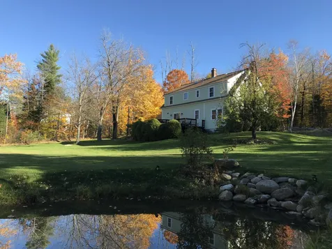 18 Chalk Pond Road Newbury NH 03255