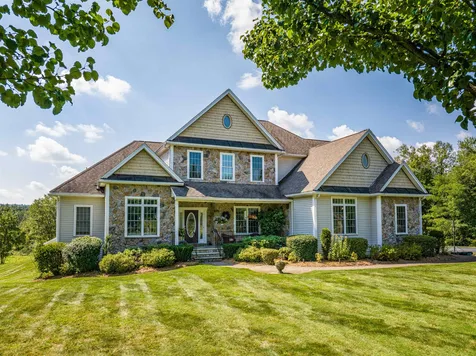 1 Cole Circle Madbury NH 03823