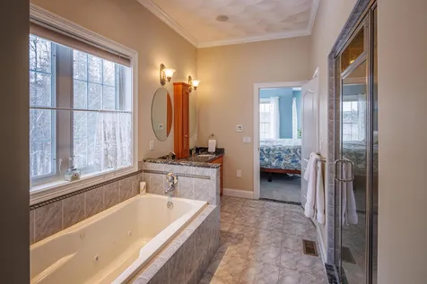1 Cole Circle Madbury NH 03823