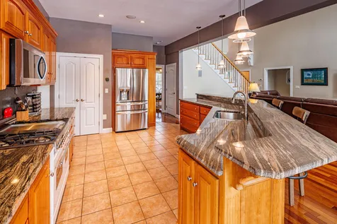 1 Cole Circle Madbury NH 03823