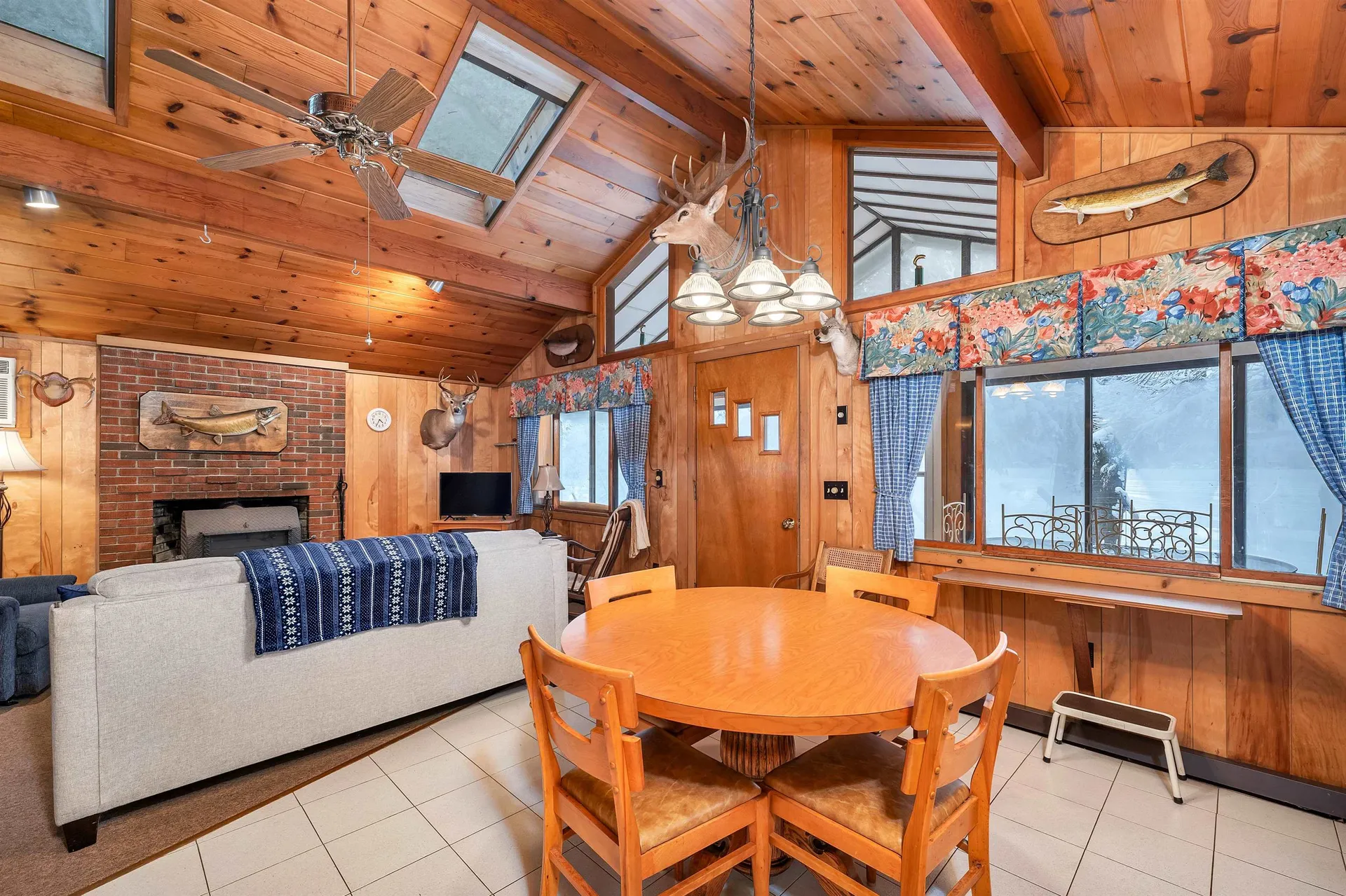 15 Archie Lane Alton NH 03810